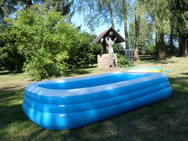 Kinderpool vorbereitet